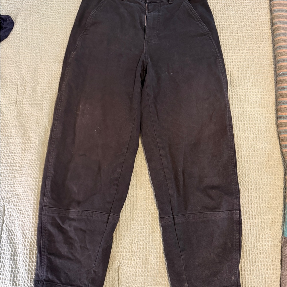 Everlane Women’s black barrel pants
